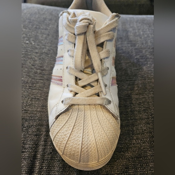 Adidas Superstar Shell-toe Sneakers - Picture 5 of 12